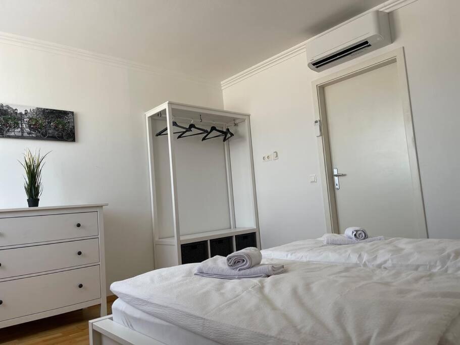 Apartmán Dachgeschoss Fuer 4 Mit Terrasse