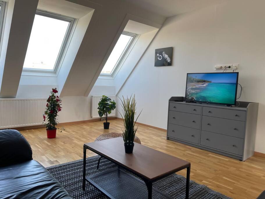 Dachgeschoss Fuer 4 Mit Terrasse Appartamento