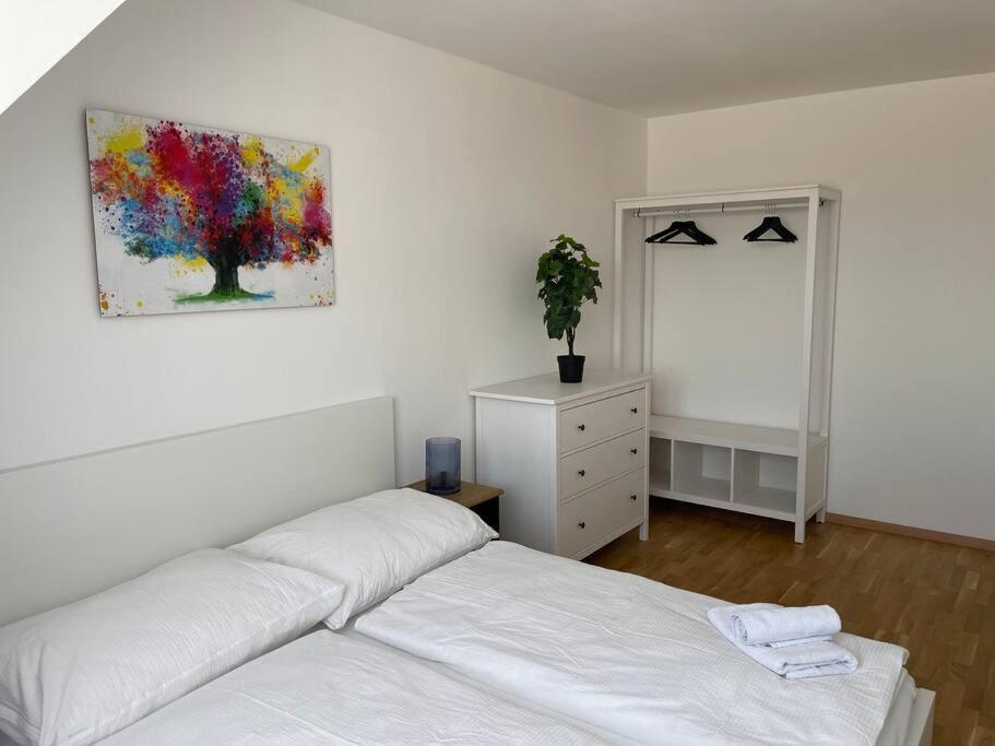 Appartamento Dachgeschoss Fuer 4 Mit Terrasse Vienna